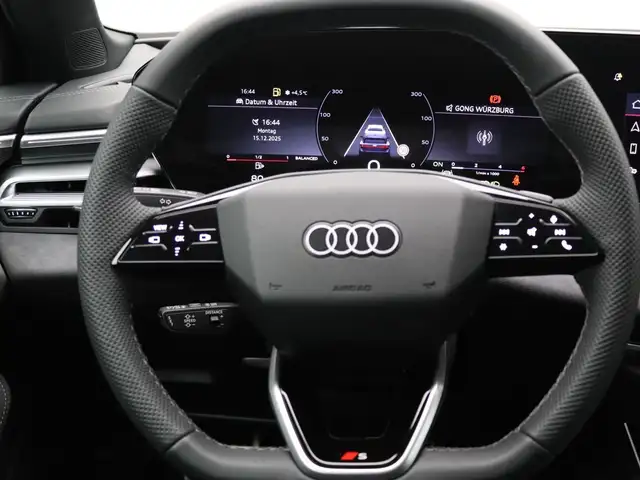 Audi A6 view 10