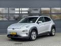 Hyundai KONA EV FASHION 64 KWH I 3 FASE I 100% SOH I P-CAMERA I Gris - thumbnail 1