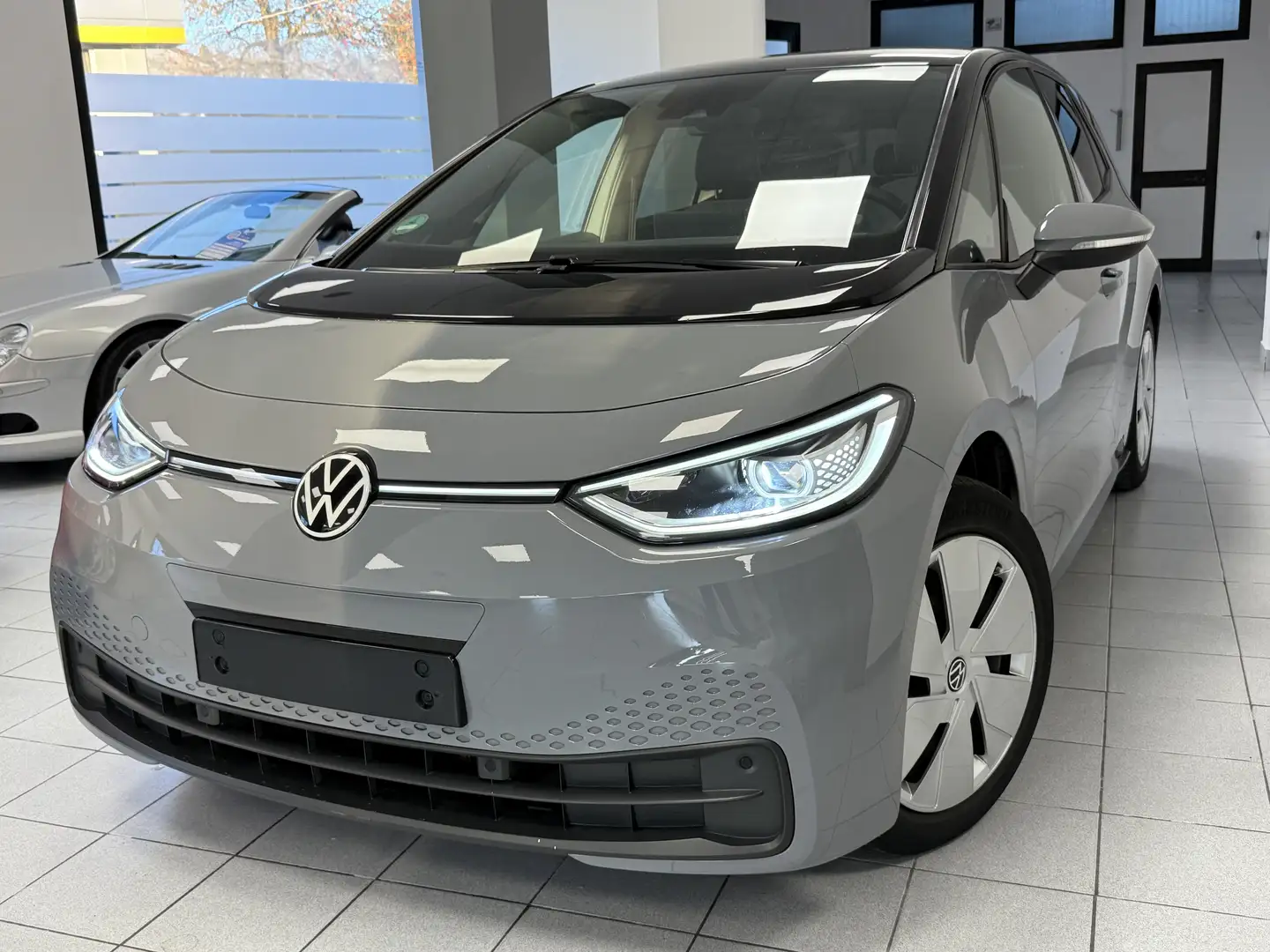 Volkswagen ID.3 Pro Performance 204cv Neopatentati Gris - 1