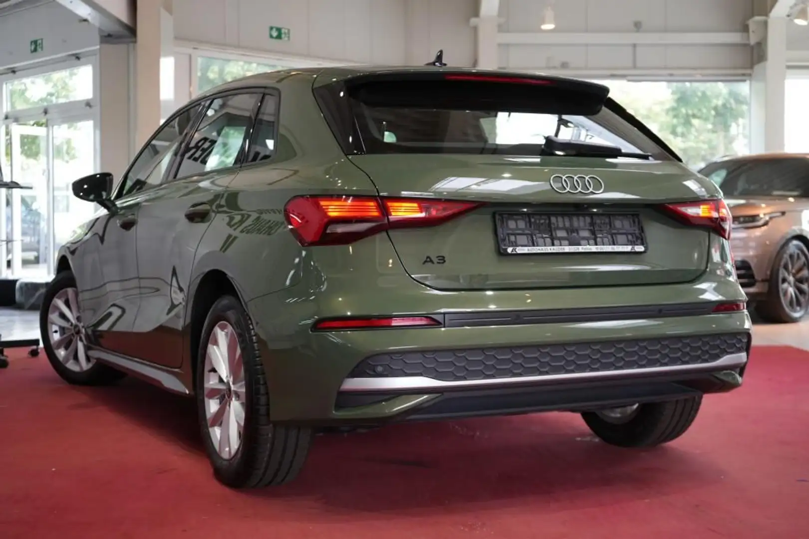 Audi A3 35 TFSI Sportback *Virtual*Kamera*CarPlay*ACC Groen - 2