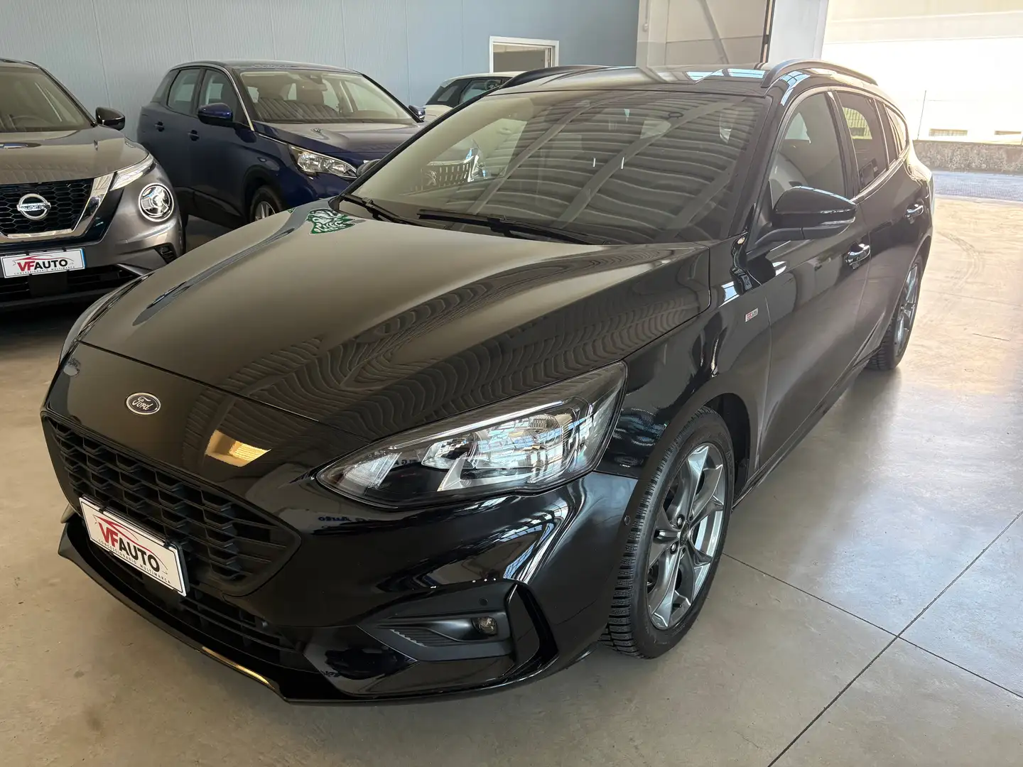 Ford Focus Focus V SW SW 1.5 ecoblue ST-Line Co-pilot s Noir - 1