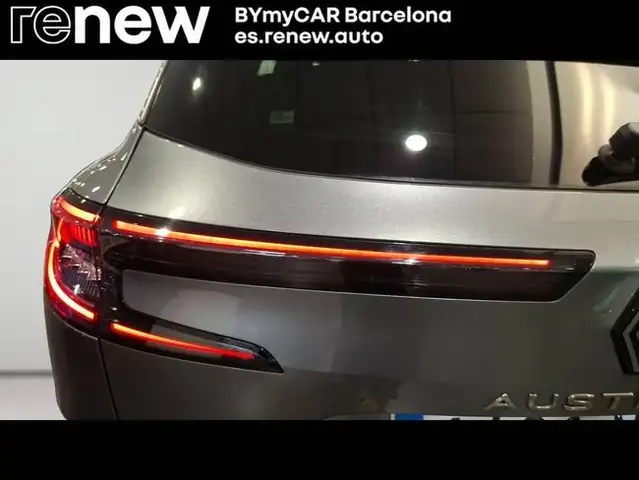 Renault Austral view 9