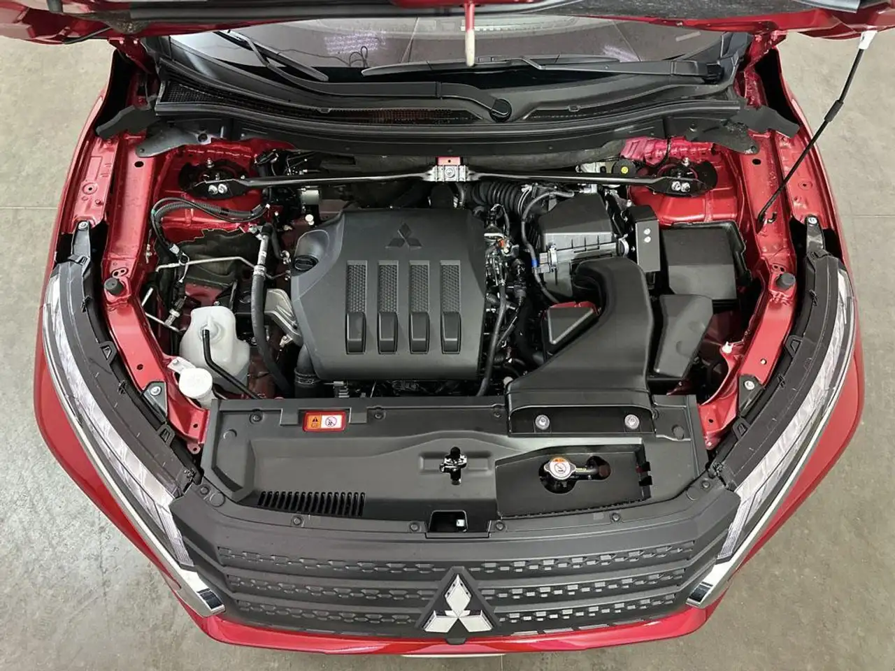 Mitsubishi Eclipse Cross fotografie Mitsubishi Eclipse Cross