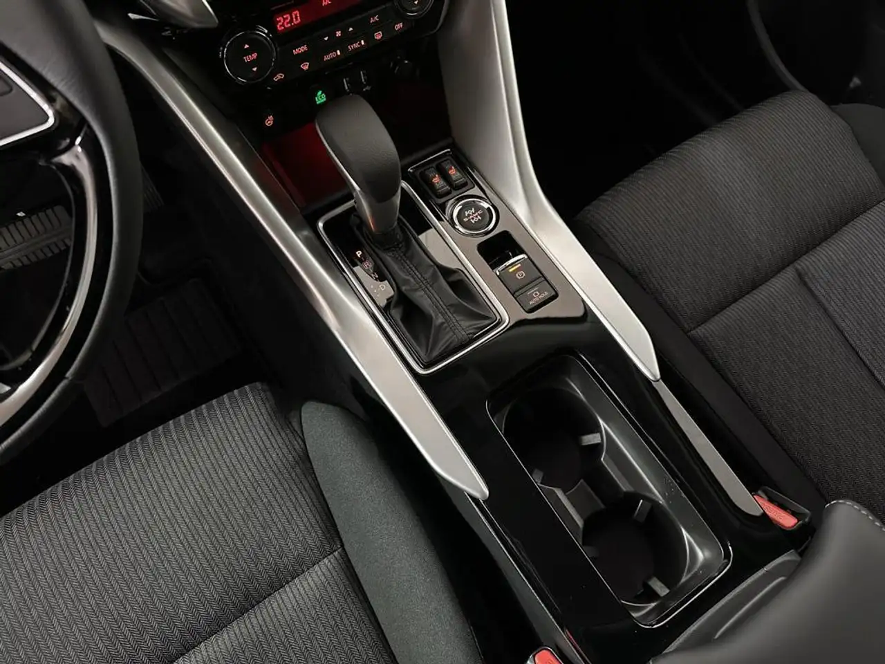 Mitsubishi Eclipse Cross fotografie Mitsubishi Eclipse Cross