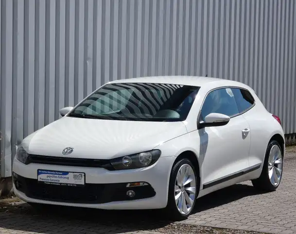 Volkswagen Scirocco 1.4 TSI 118 kW-1.Hand-Klima-Navi-PDC-SH