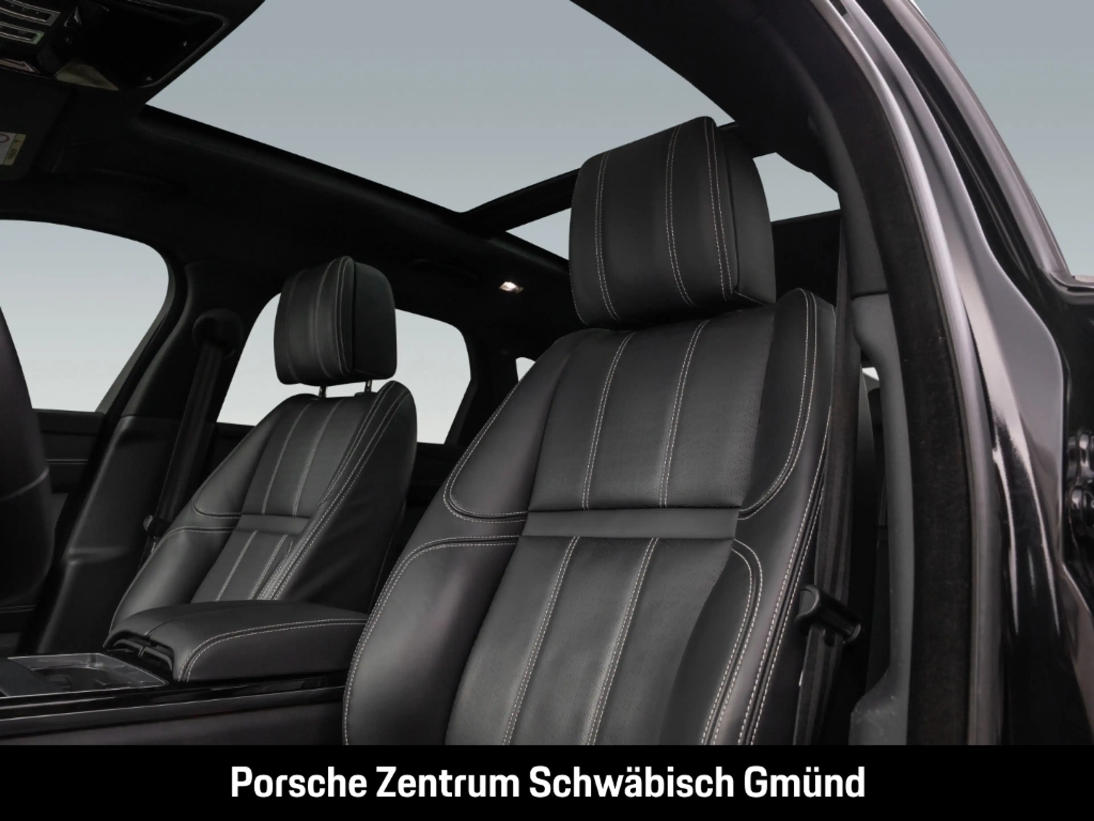 Land Rover Range Rover Velar R-Dynamic SE HUD Luftfederung Niveau El. Panodach — photo 6