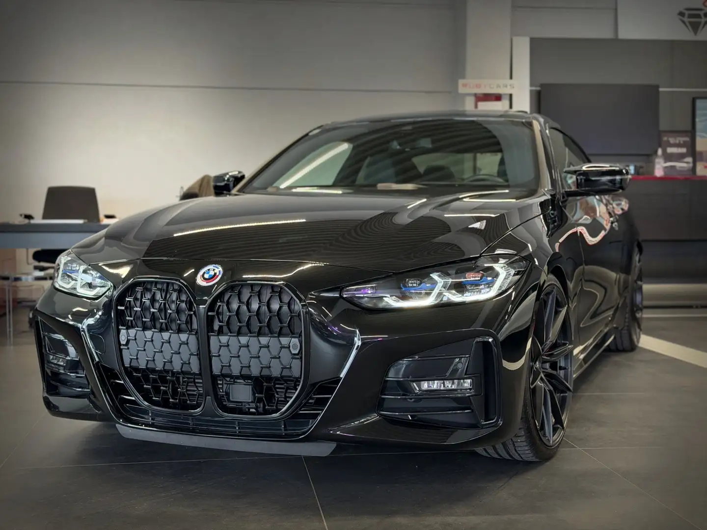 BMW 420 d 48 V Coupe xDrive Aut. M Sport PRO Schwarz - 2