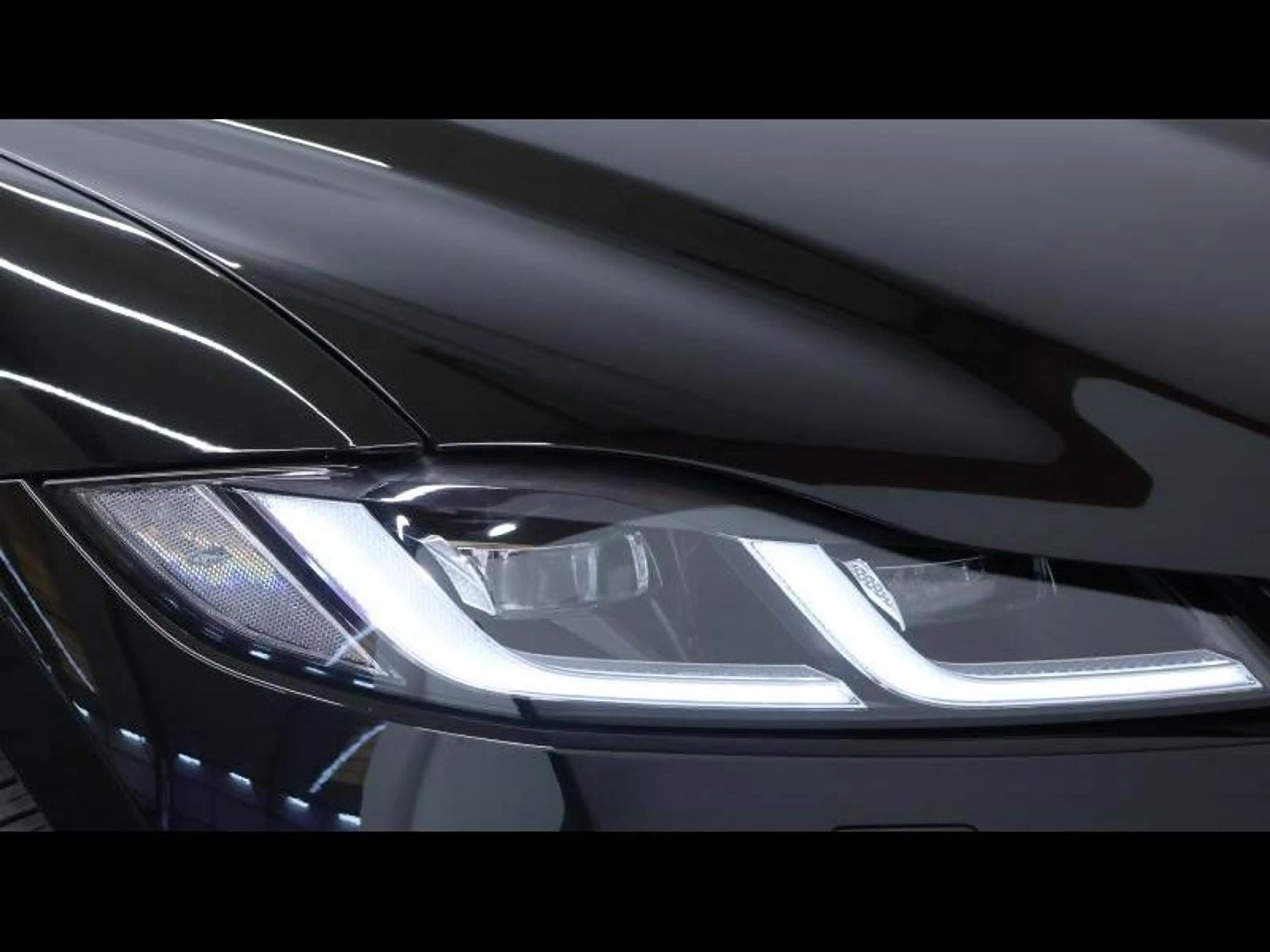 Jaguar F-Pace D165 S AWD AUTO — photo 7