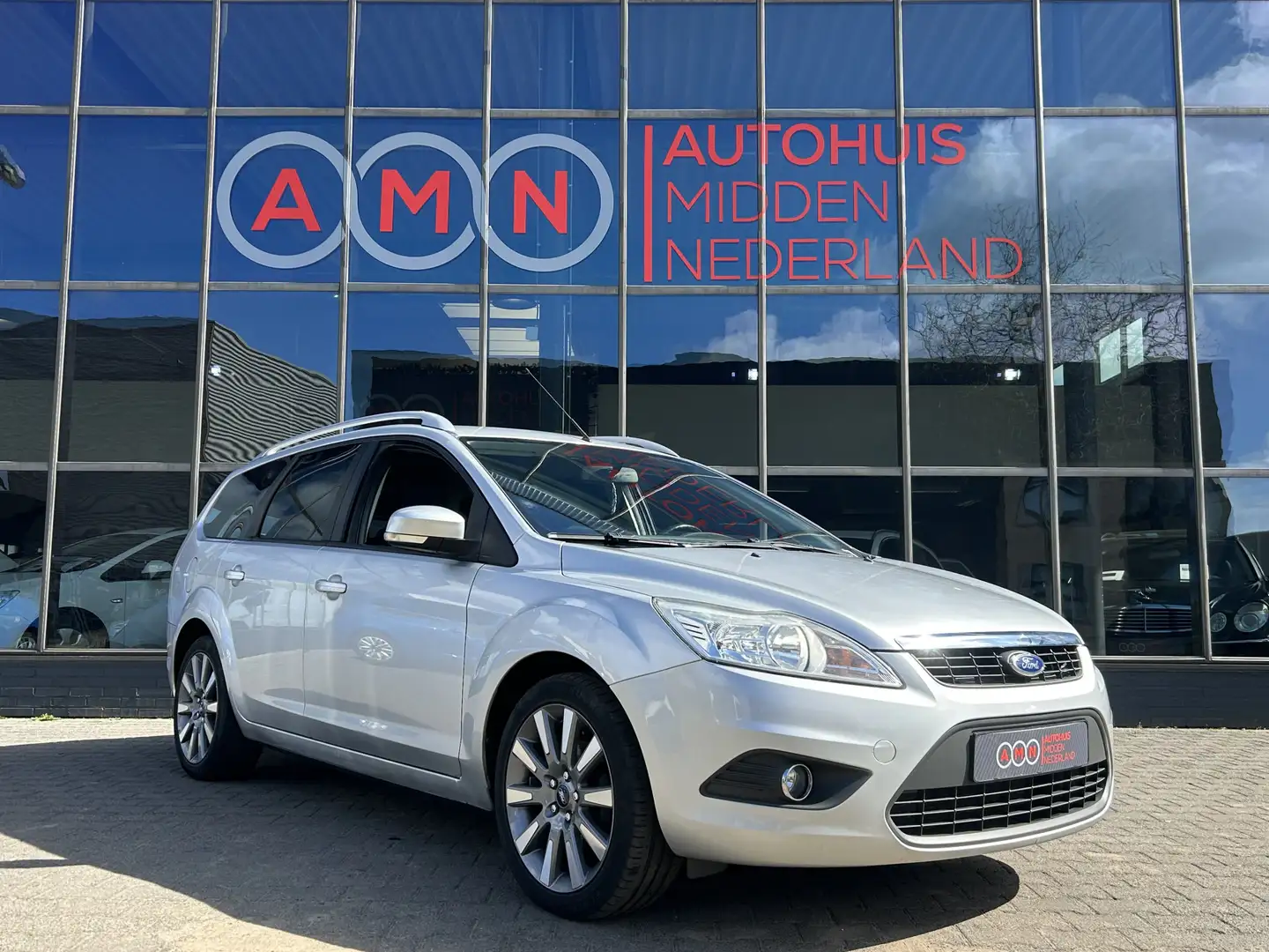 Ford Focus Wagon 1.8 Silver Magic Elekpakket,Airco,Leder,LMV1 Gris - 2