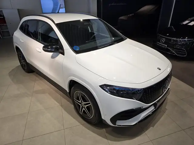 Mercedes-Benz Eqa view 12