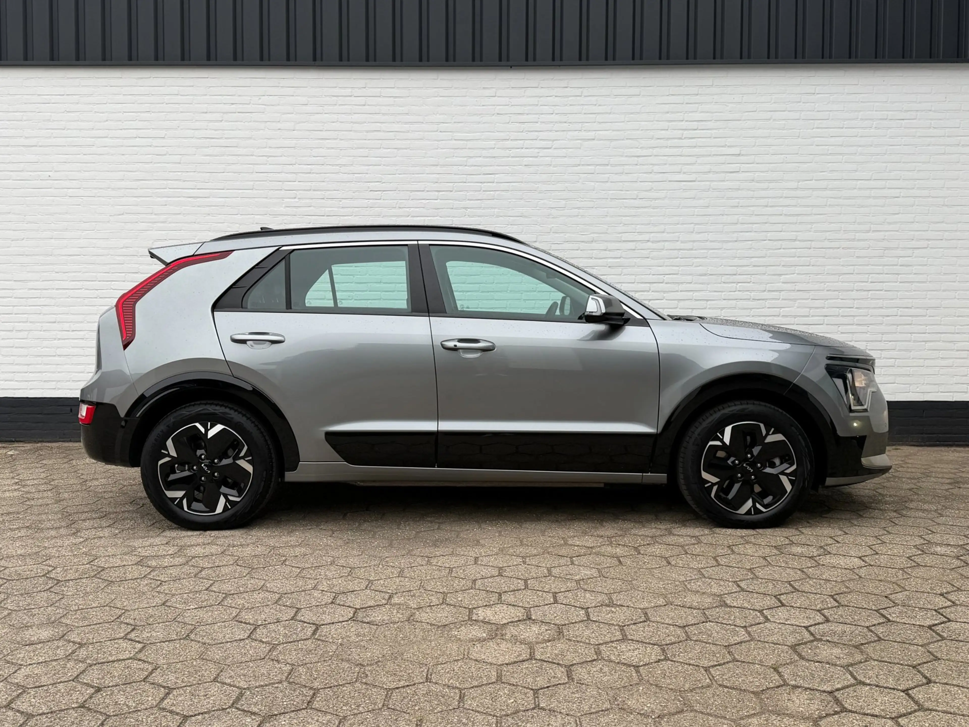 Kia e-Niro EV DynamicLine 64.8 kWh ACC l WARMTEPOMP l SoH 99% — photo 7