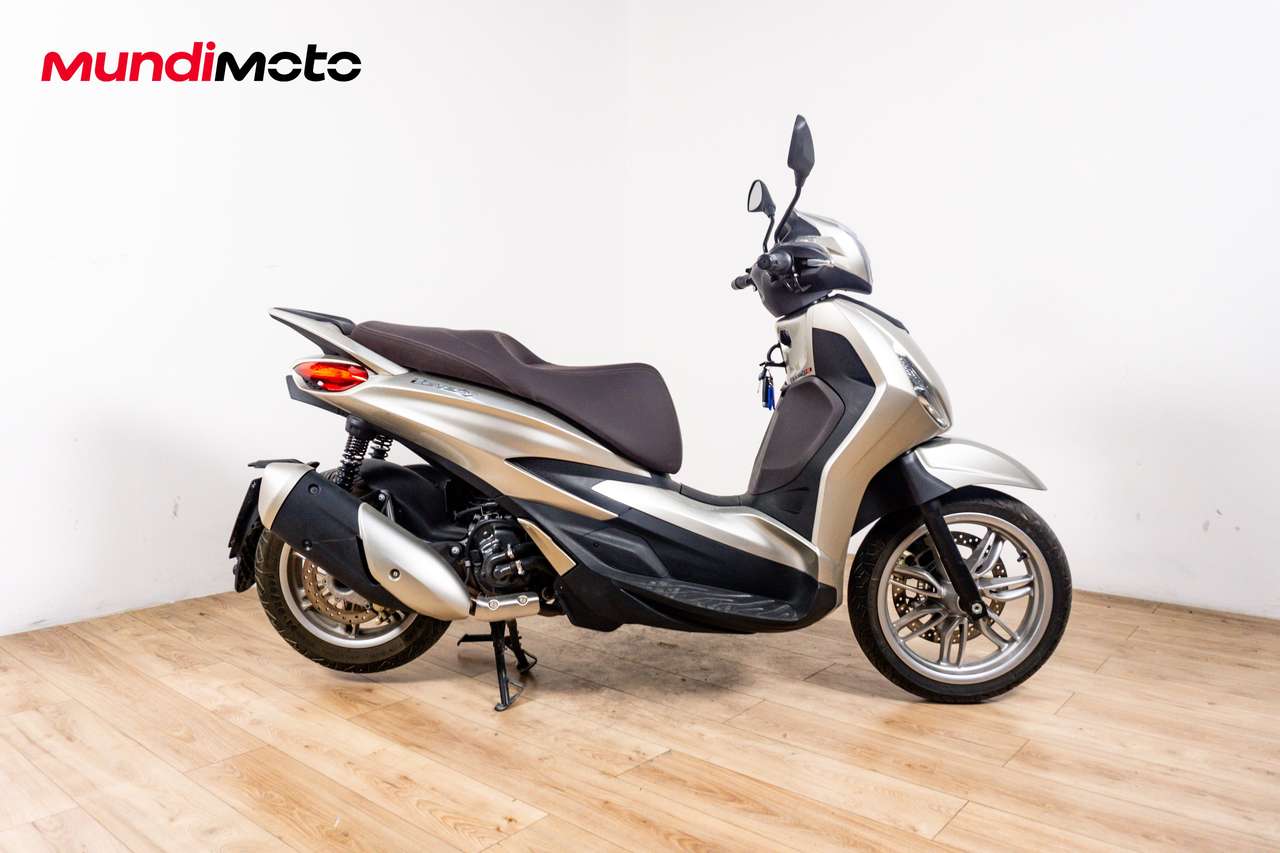 Piaggio Beverly 300