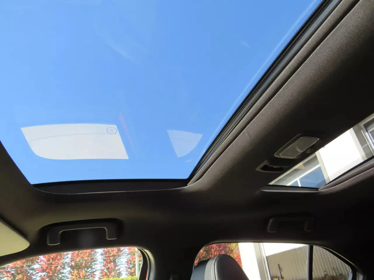 Mitsubishi Eclipse Cross снимка Mitsubishi Eclipse Cross