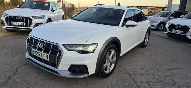 Audi A6 allroad 45 TDI quattro tiptronic 180kW