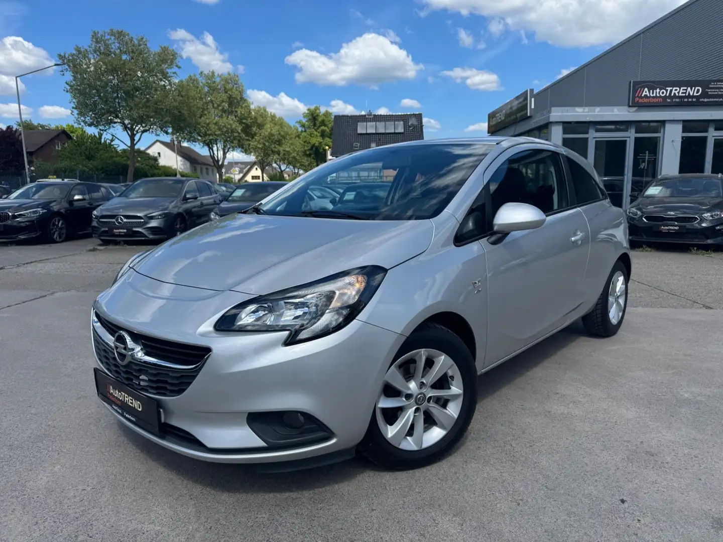 Opel Corsa E Active*PDC*SHZ*Tempomat*8-Fach Silber - 1