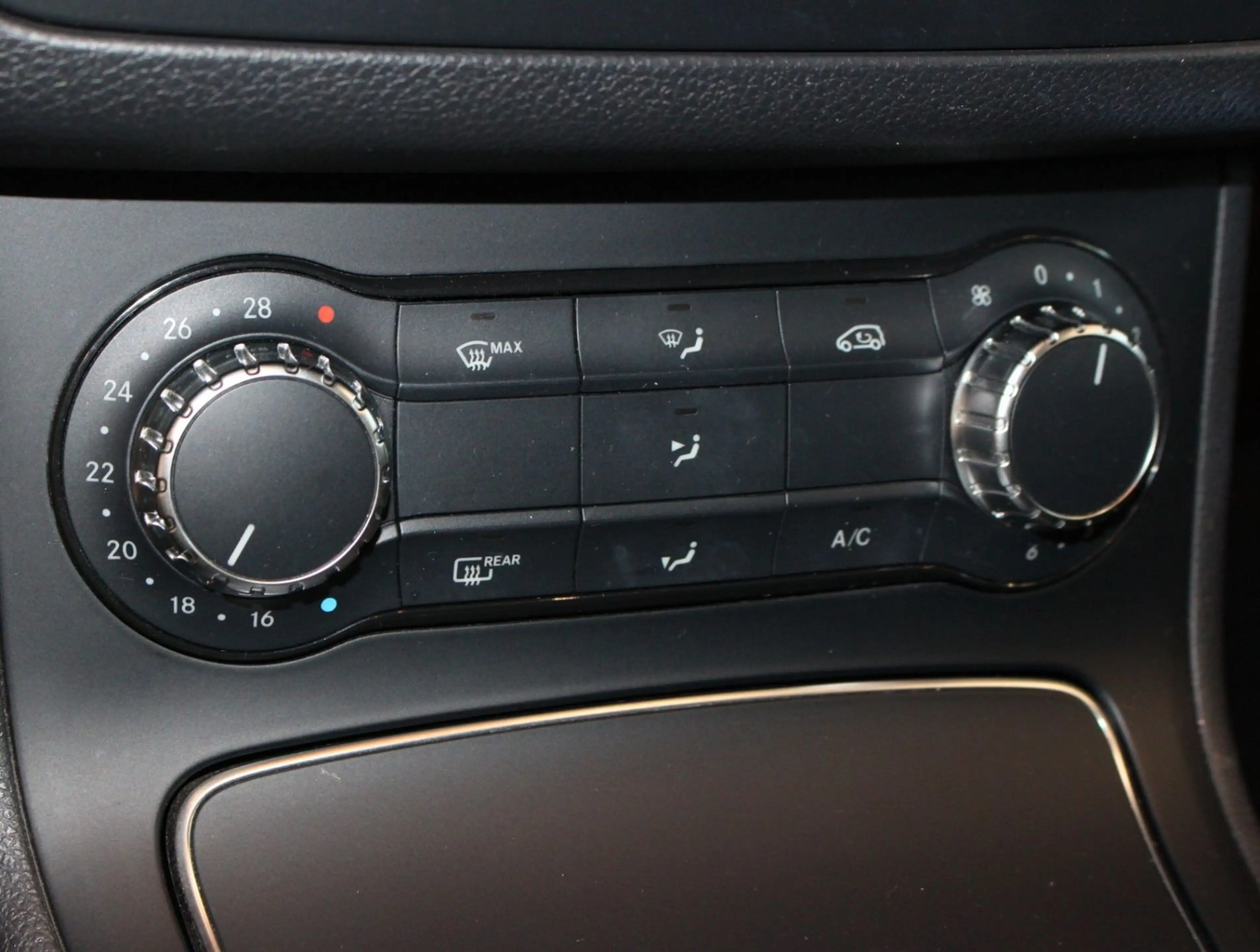 Mercedes-Benz B 220 CDI Urban COMAND|LED|AHK+Totwinkel+PDC — photo 15