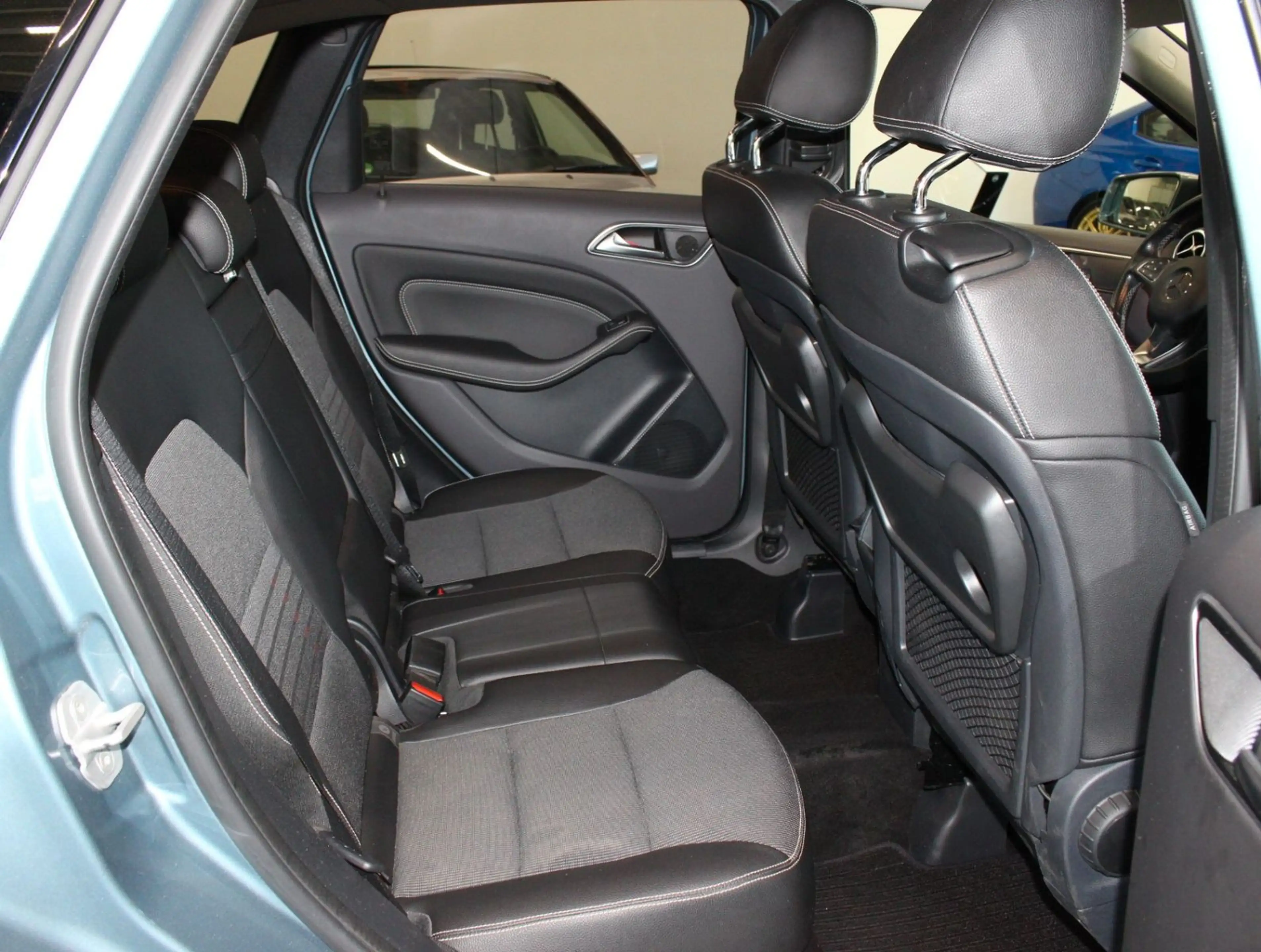 Mercedes-Benz B 220 CDI Urban COMAND|LED|AHK+Totwinkel+PDC — photo 10