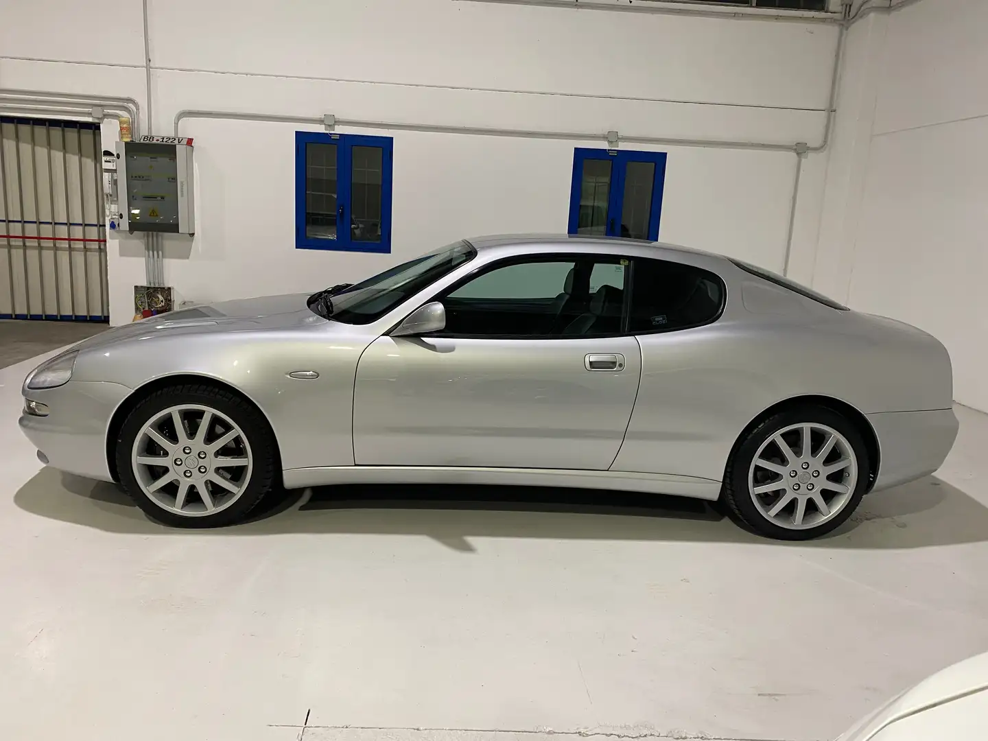 Maserati Coupe 3.2 GT - BOOK SERVICE Plateado - 2