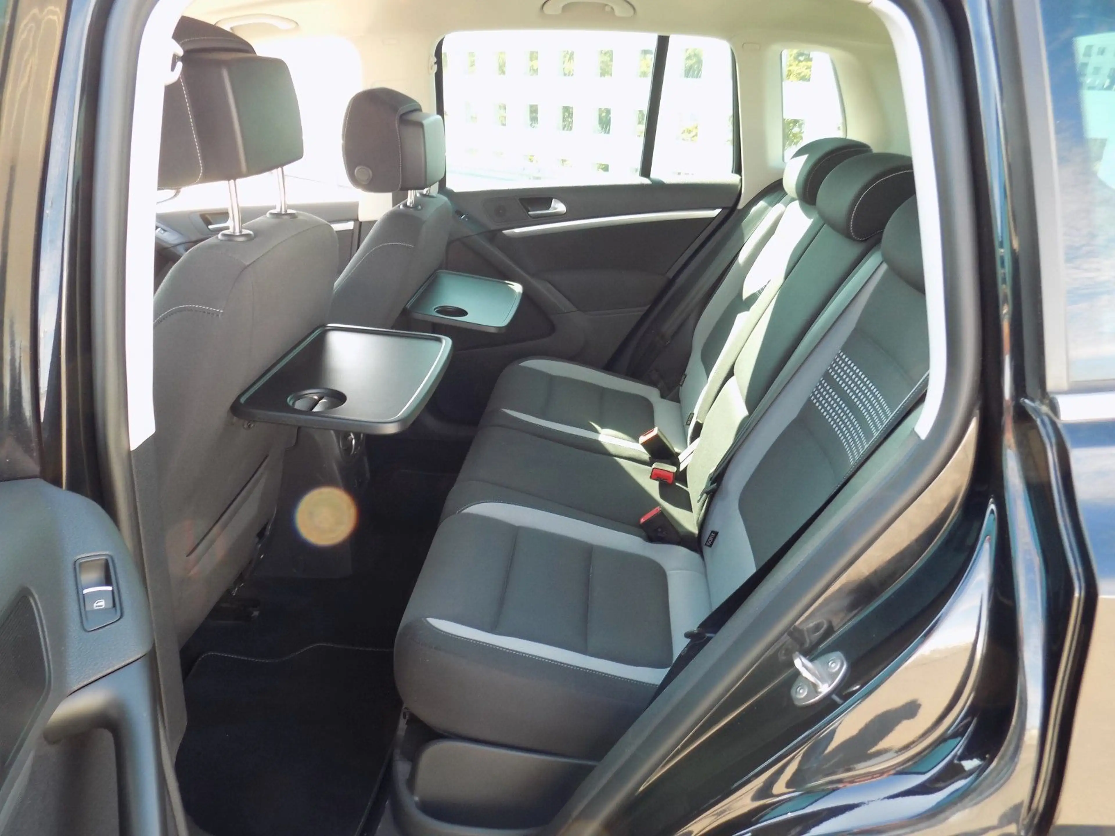 Volkswagen Tiguan Life 1,4 TSI Kkima,Pdc,Model 2014 TÜV neu — photo 13
