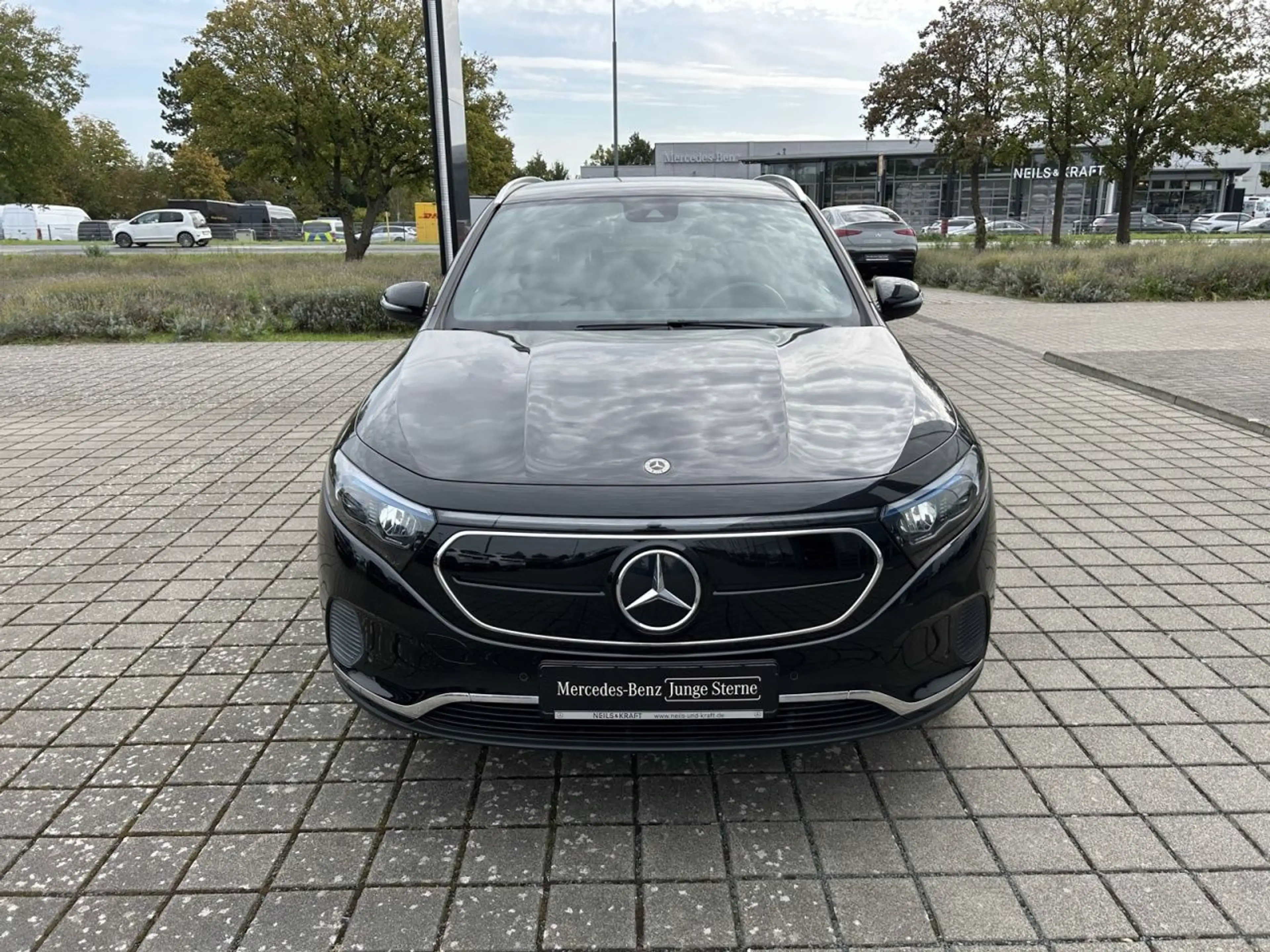 Mercedes-Benz EQA 250 PROGRESSIVE+TOTW+AMBIENTE+STDHZ+KAM+LED — photo 3