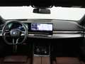 BMW i5 eDrive40 M Sport Pro Blauw - thumbnail 13