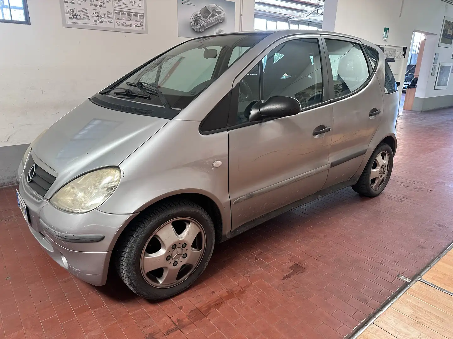 Mercedes-Benz A 140 A 140 Classic c/esp km 102000 clima cerchi in lega Argento - 1
