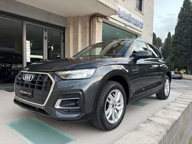 Audi Q5 40 TDI 204 CV quattro S tronic Business Advanced.