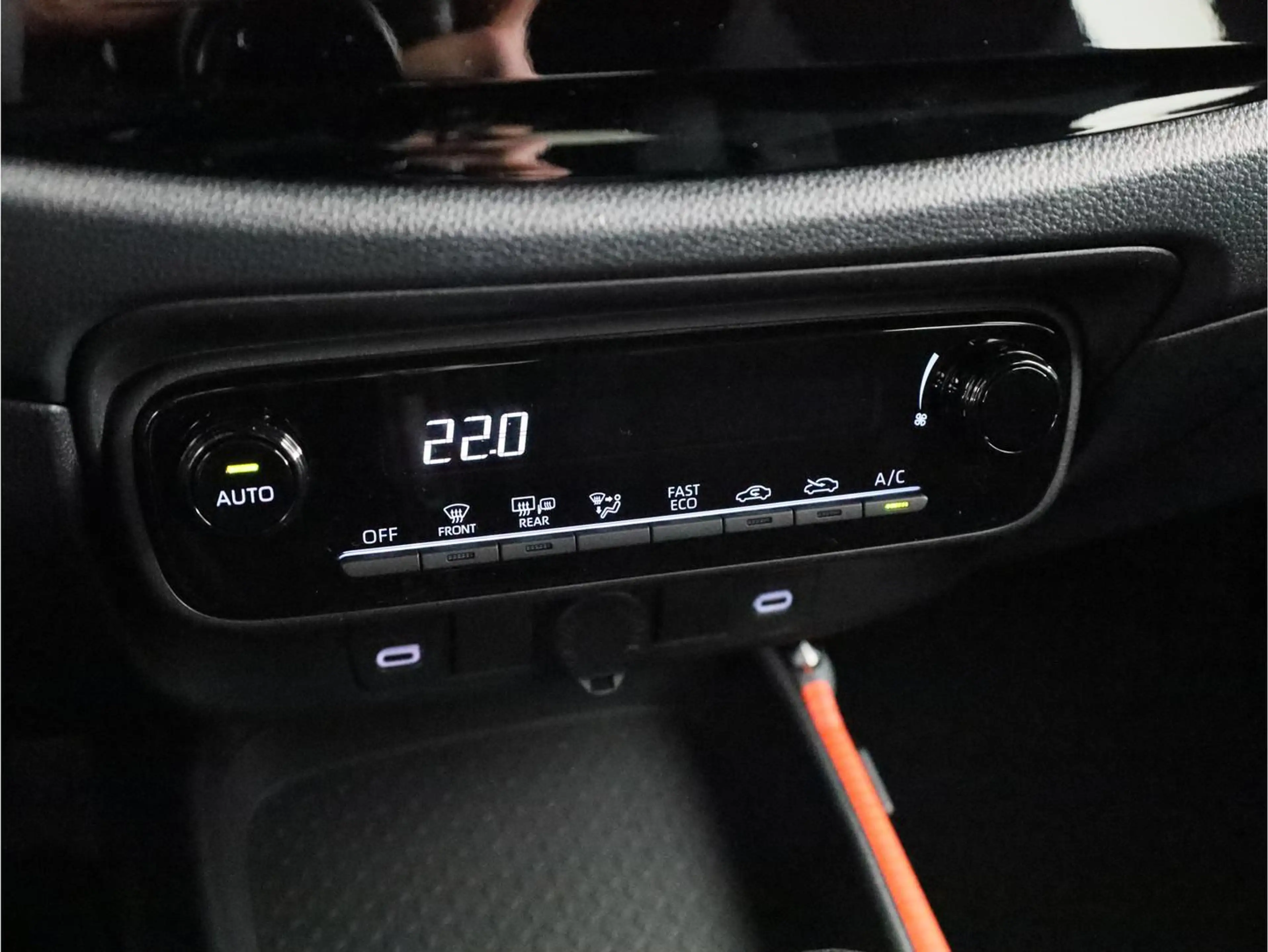 Toyota Aygo X Hybrid 115 play € 1000 inruilpremie, Snel leverbaa — photo 6