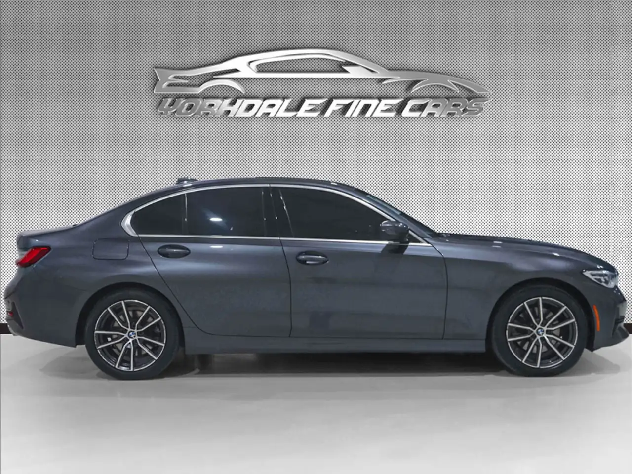 BMW 3 Series photo BMW 3 Series