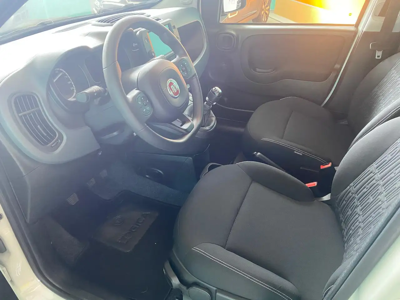 Fiat Panda Cross 1.0 FireFly Hybrid 8