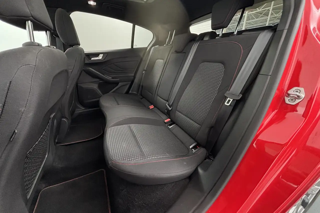 Ford Focus 1.0 EcoBoost Hybrid ST Line X Business – sportief, миниатюра 4