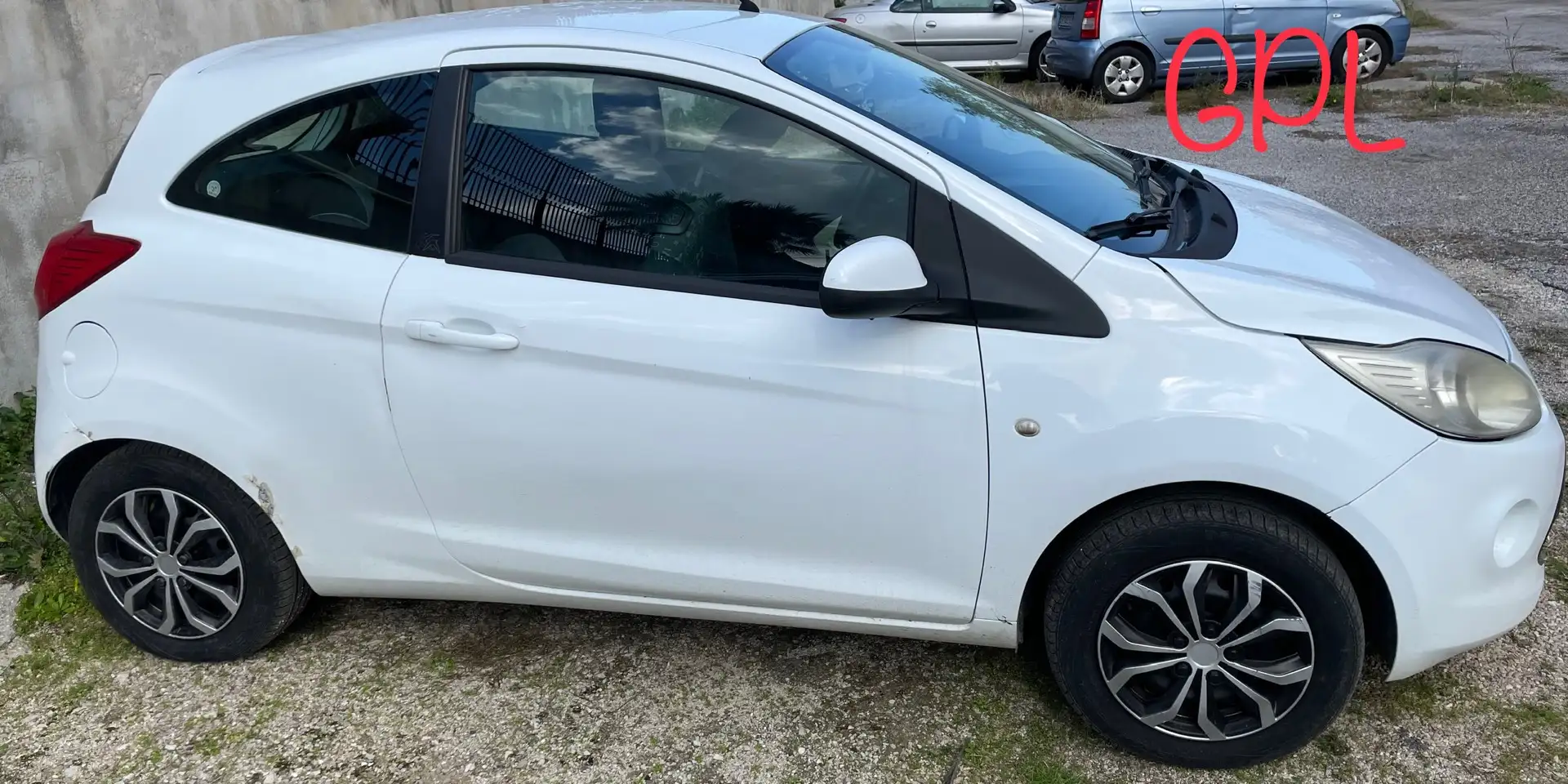 Ford Ka/Ka+ Ka 1.2 + 69cv GPL bijela - 1