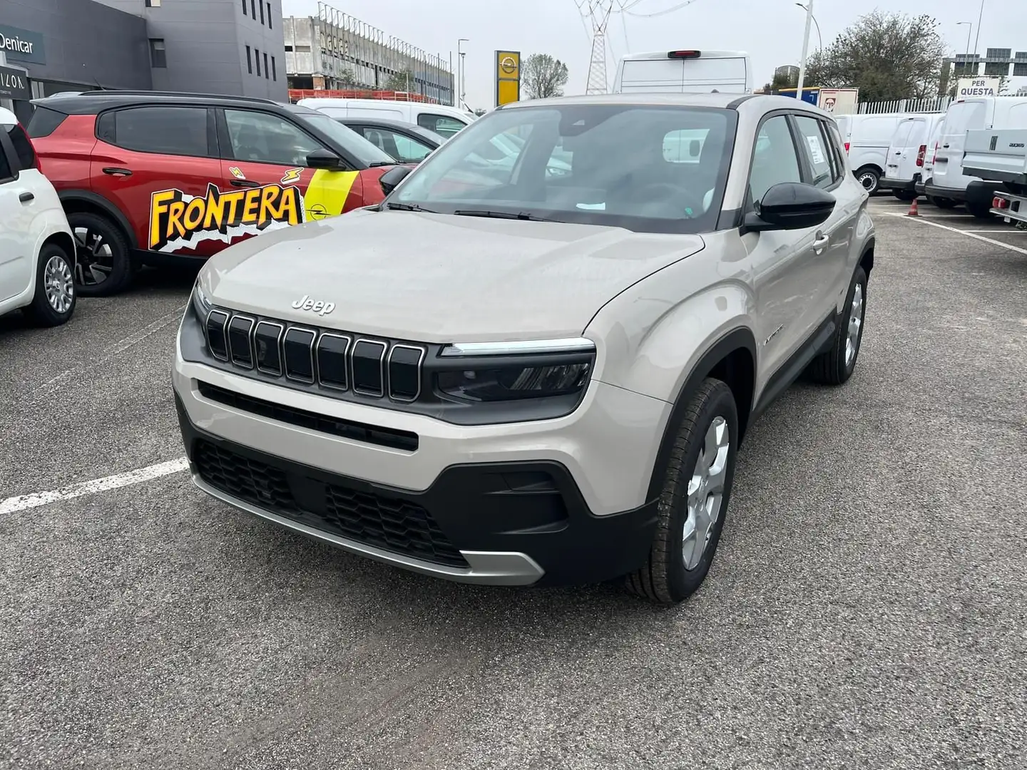 Jeep Avenger Avenger 1.2 Turbo 110 CV MHEV Altitude Grigio - 1