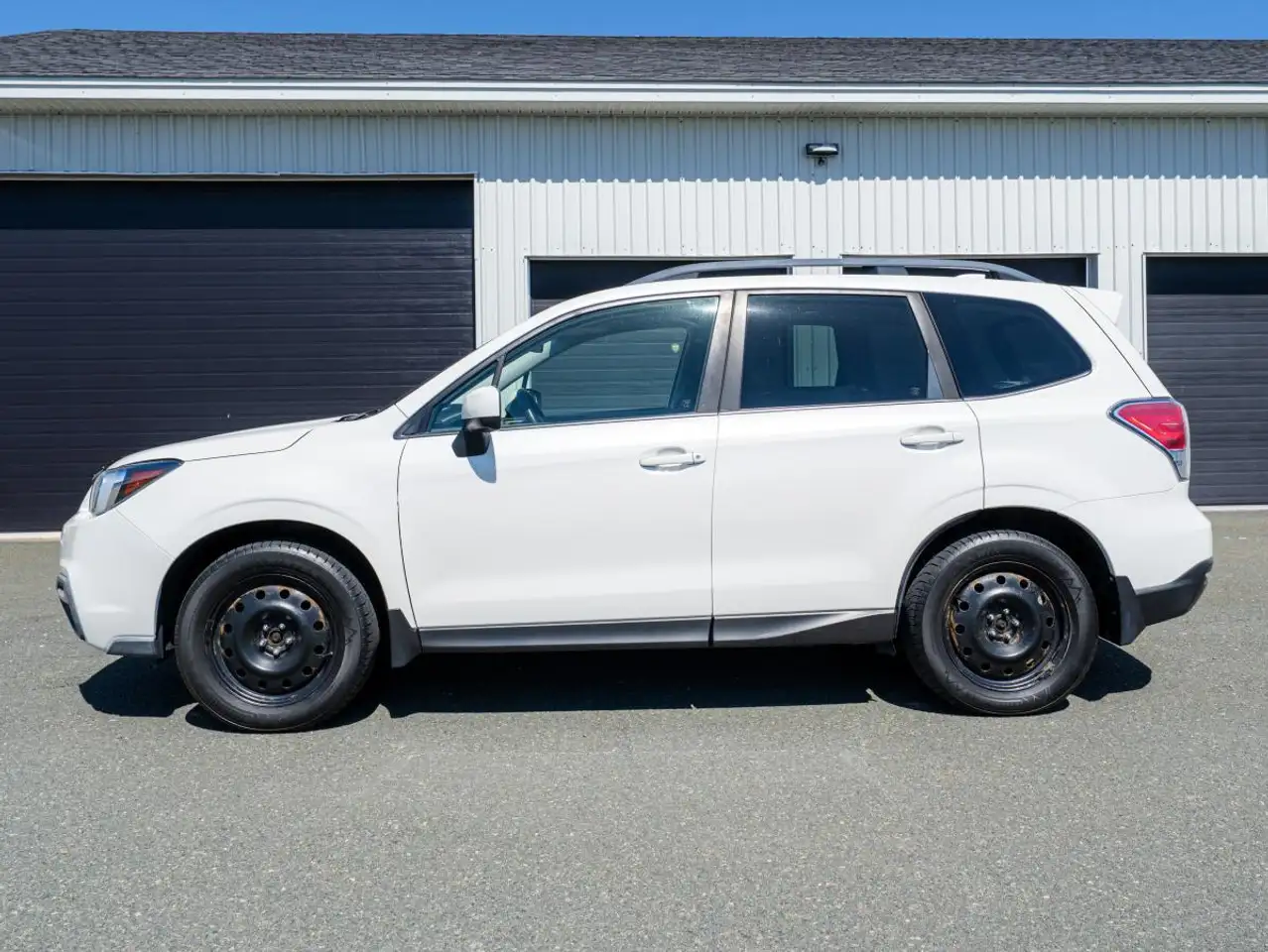 Subaru Forester снимка Subaru Forester