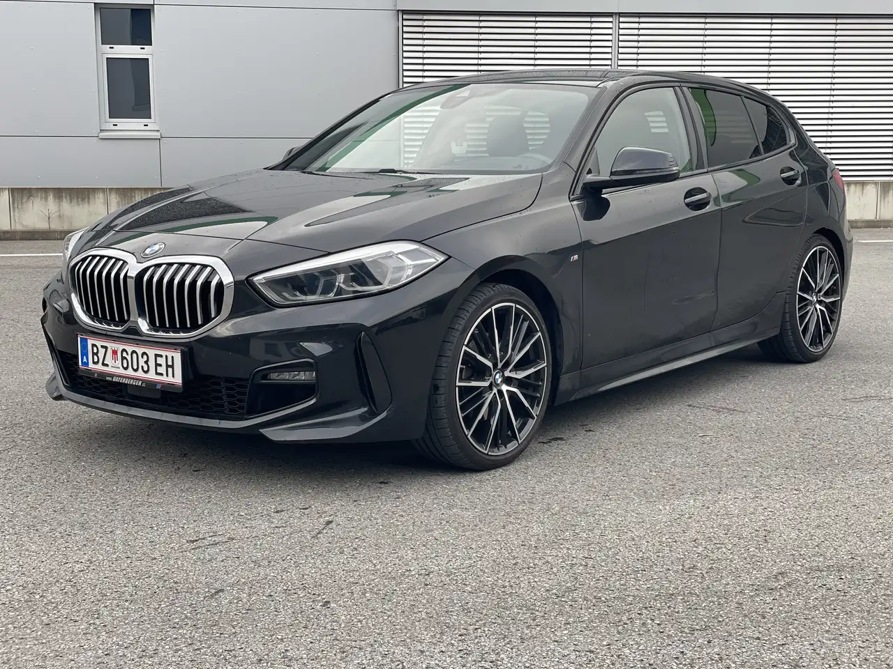 BMW 118
