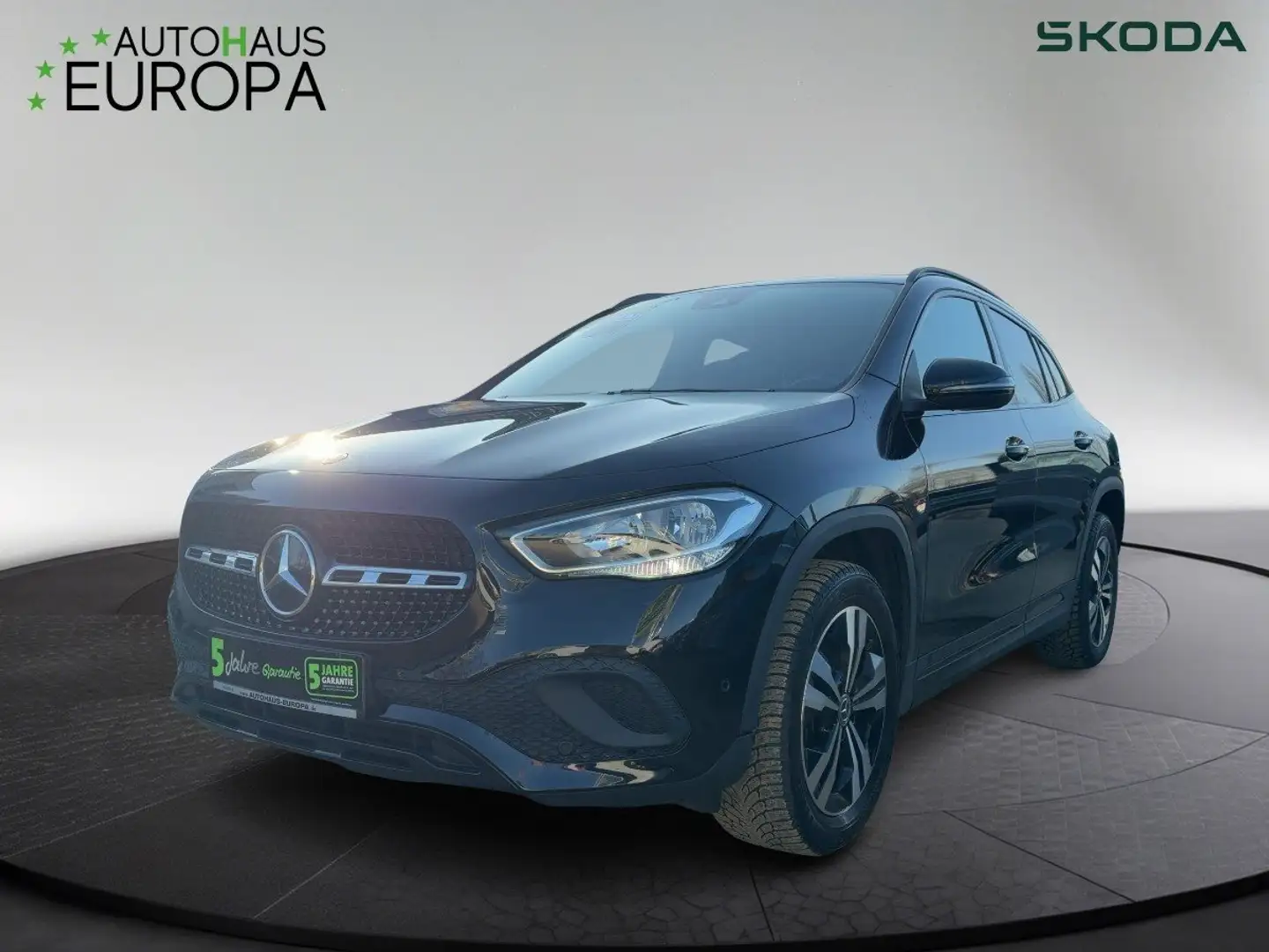 Mercedes-Benz GLA 200 Automatik Progressive Navi Kam Virt.Cockpit KeyLes Schwarz - 1