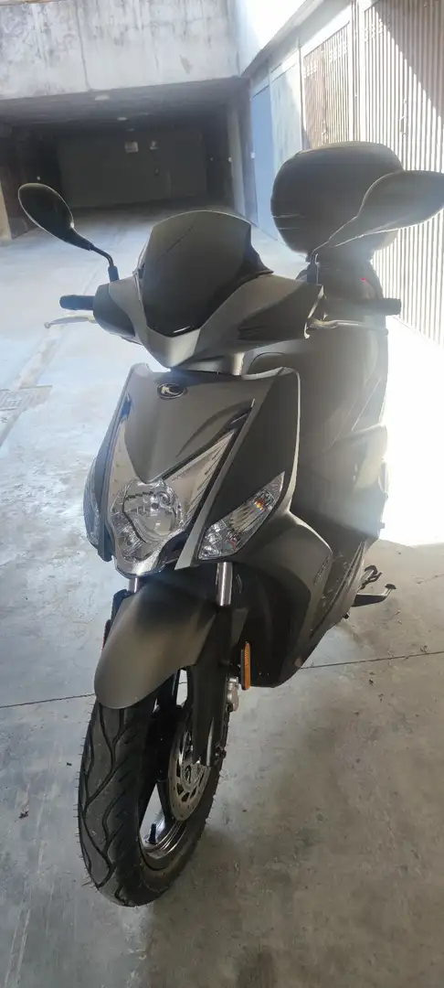 Kymco Agility 200 16+ Šedá - 1