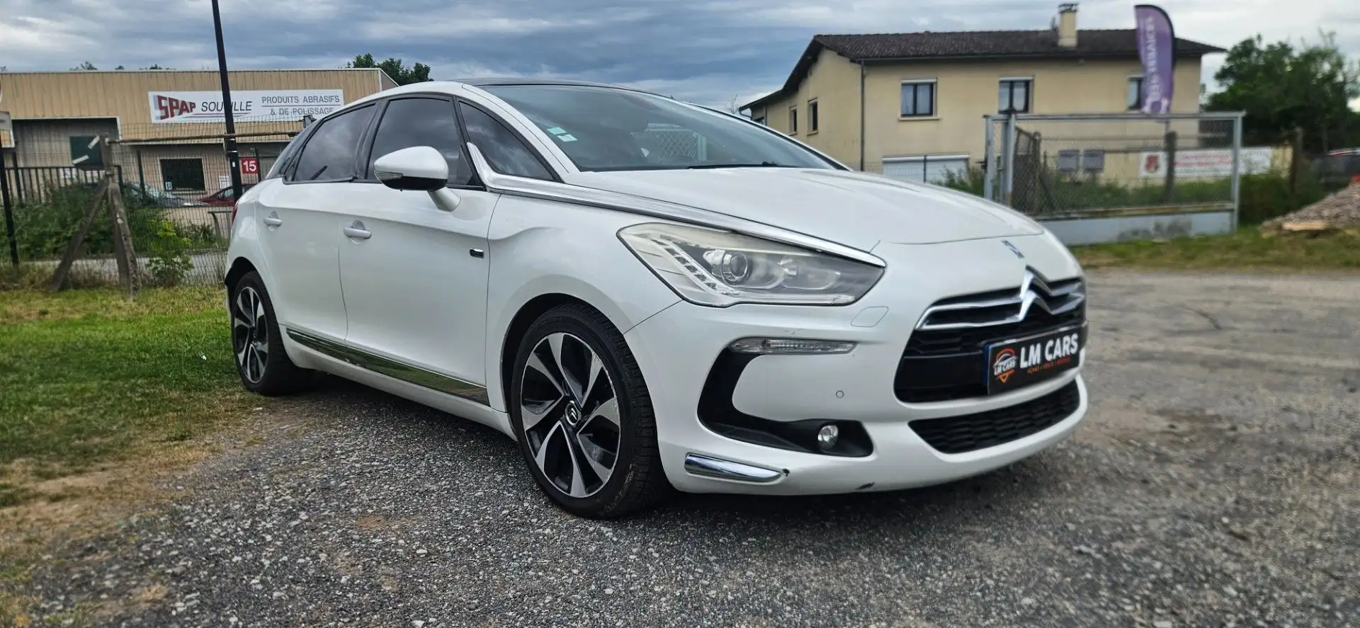 Citroen DS5 SoChic Hybrid4 Blanc - 2