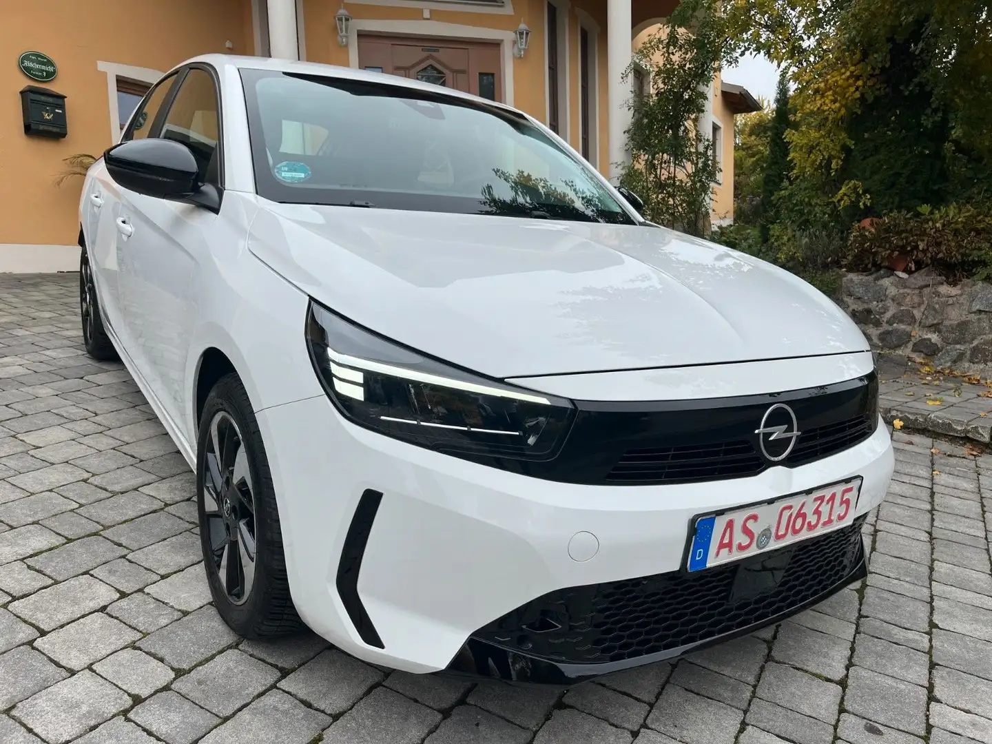 Opel Corsa e FACELIFT ´24 Edition LED, PDC, 11kW, Blanc - 2