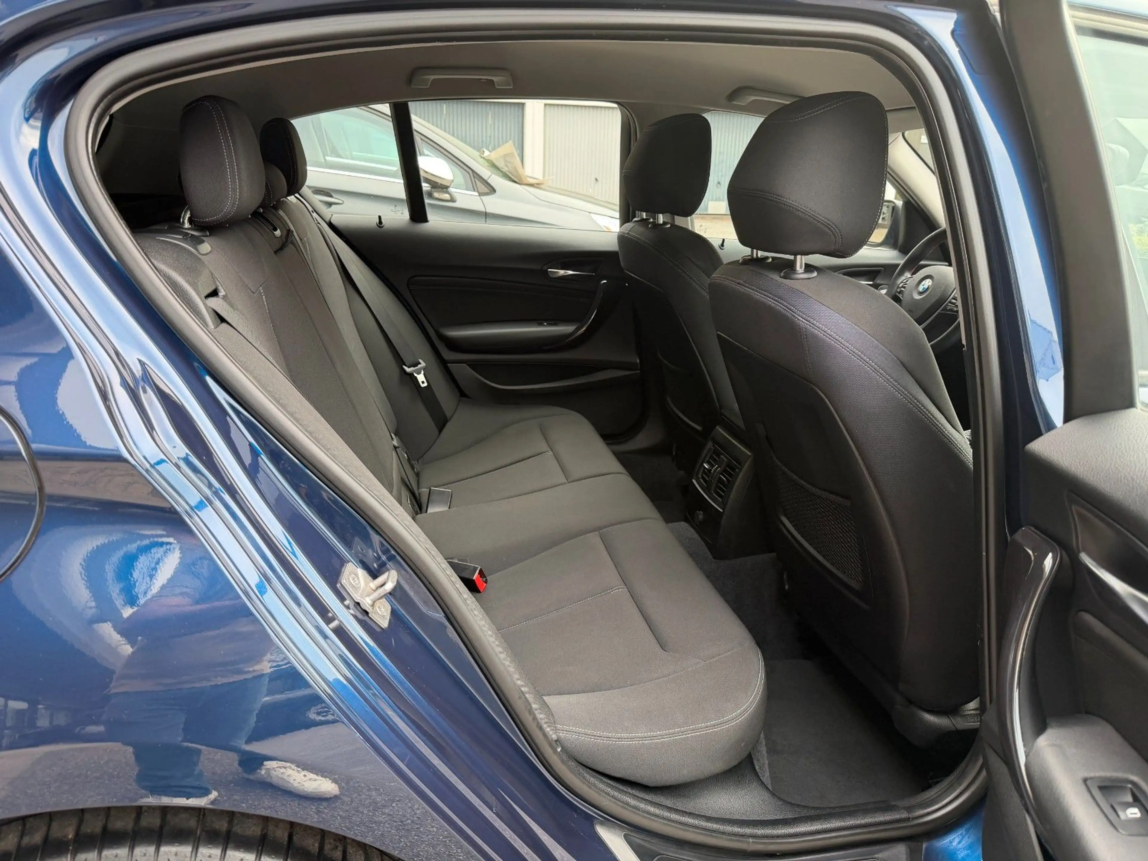 BMW 118 i Automatik/Sport-Line/Xenon/Klima/PDC/SHZ — photo 15