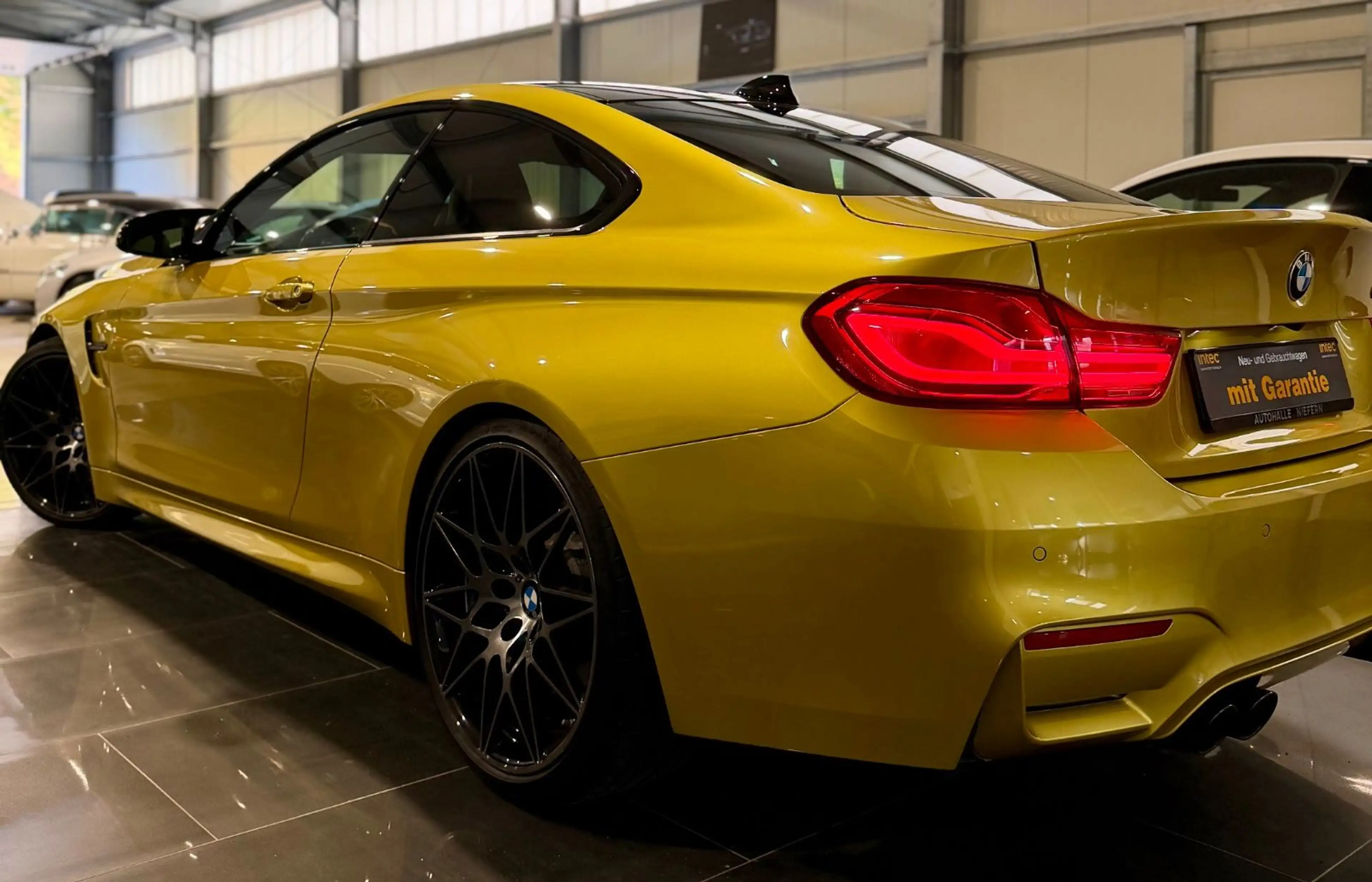 BMW M4 Comp.Coupe DKG*HUD*H&K*CARBON*VOLL*MEMORY*LED — photo 8