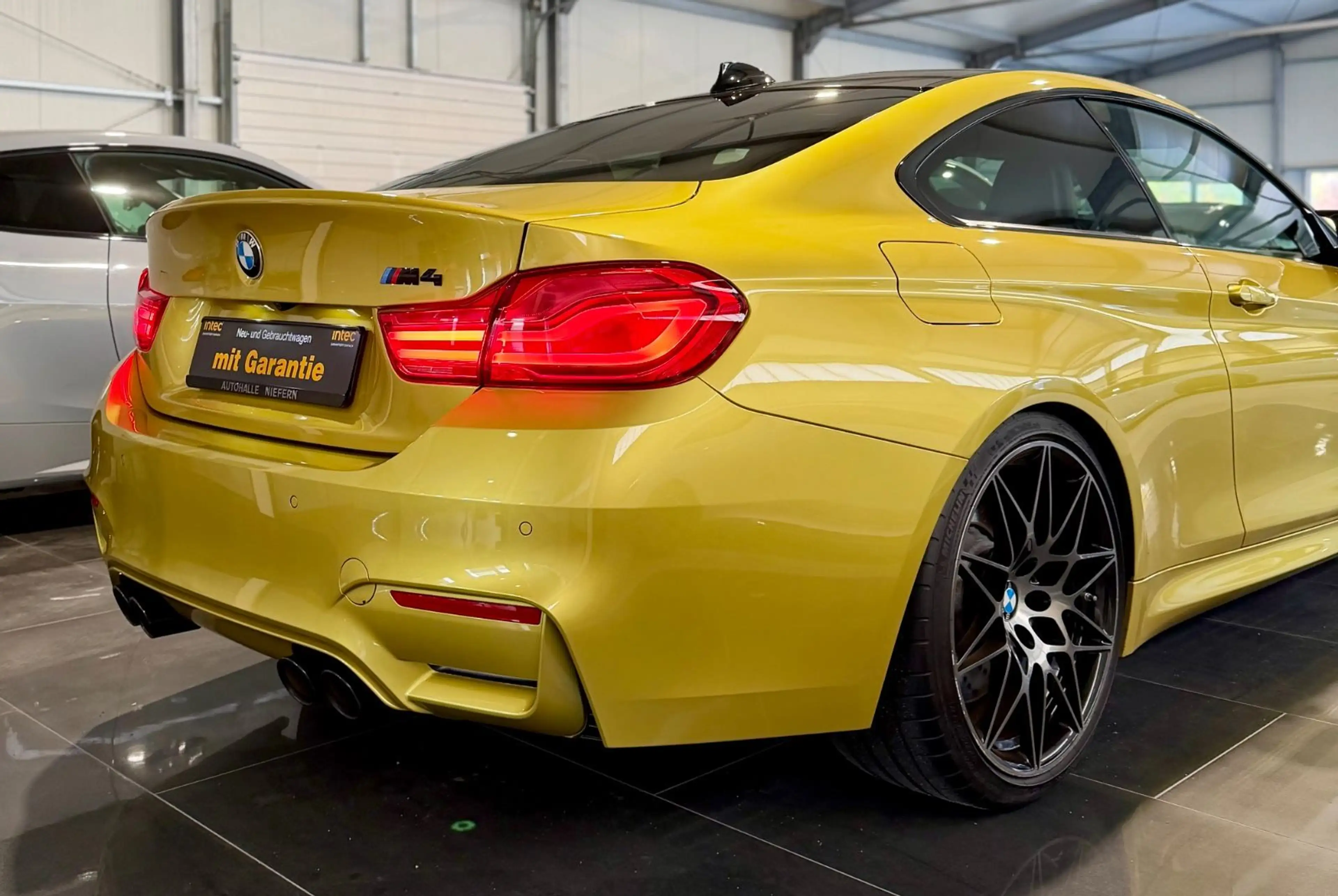 BMW M4 Comp.Coupe DKG*HUD*H&K*CARBON*VOLL*MEMORY*LED — photo 13