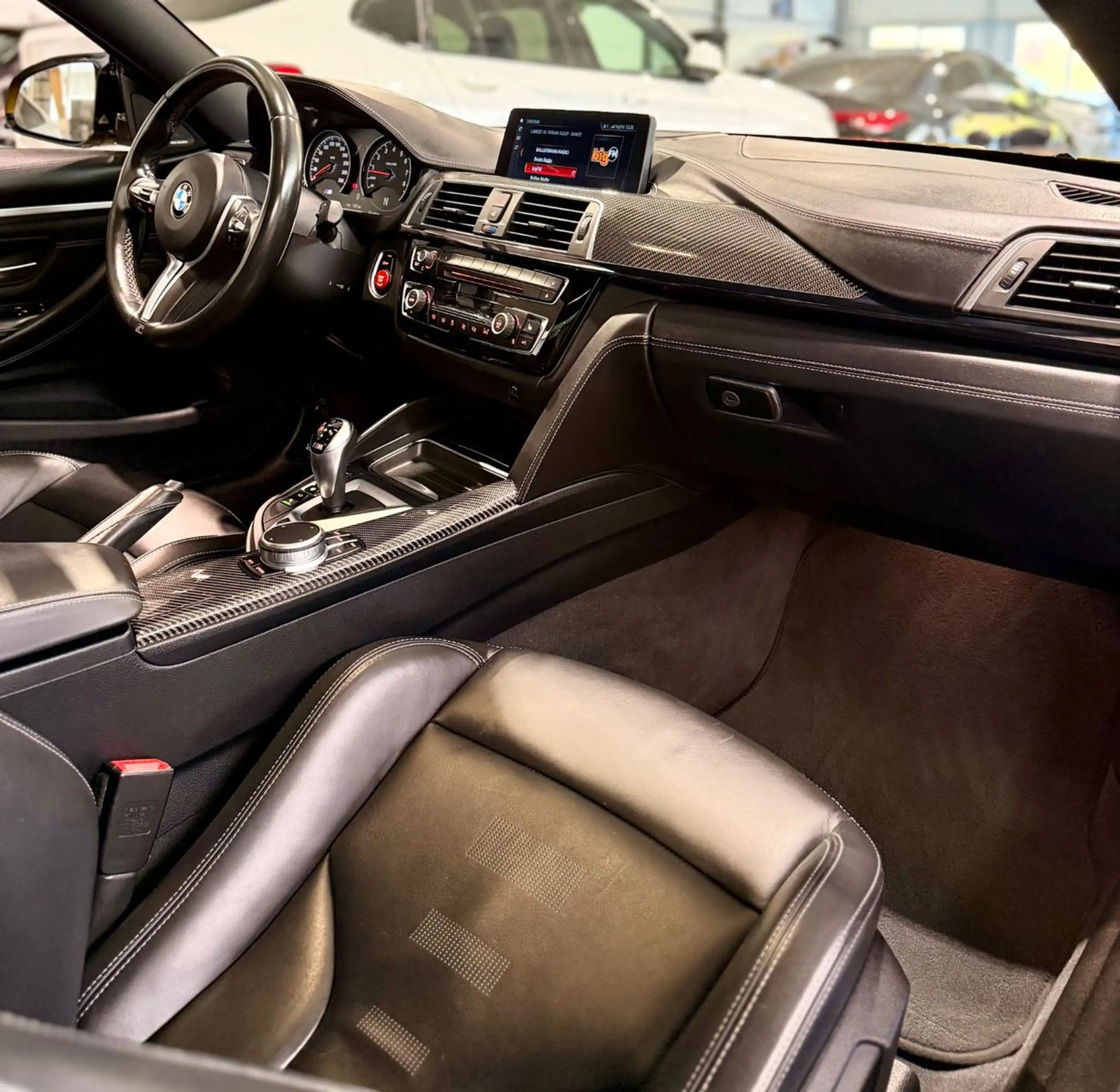 BMW M4 Comp.Coupe DKG*HUD*H&K*CARBON*VOLL*MEMORY*LED — photo 25