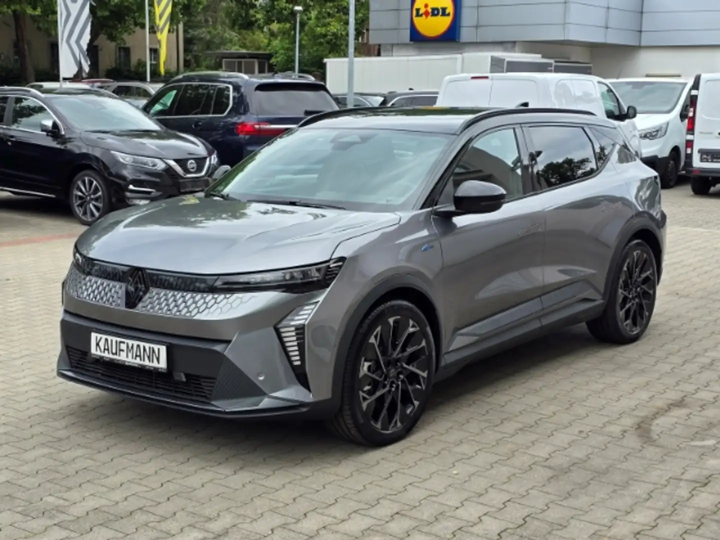 Renault Scenic E-Tech Electric 220 Long Range  Alpine EV87 220HP Grau - 2