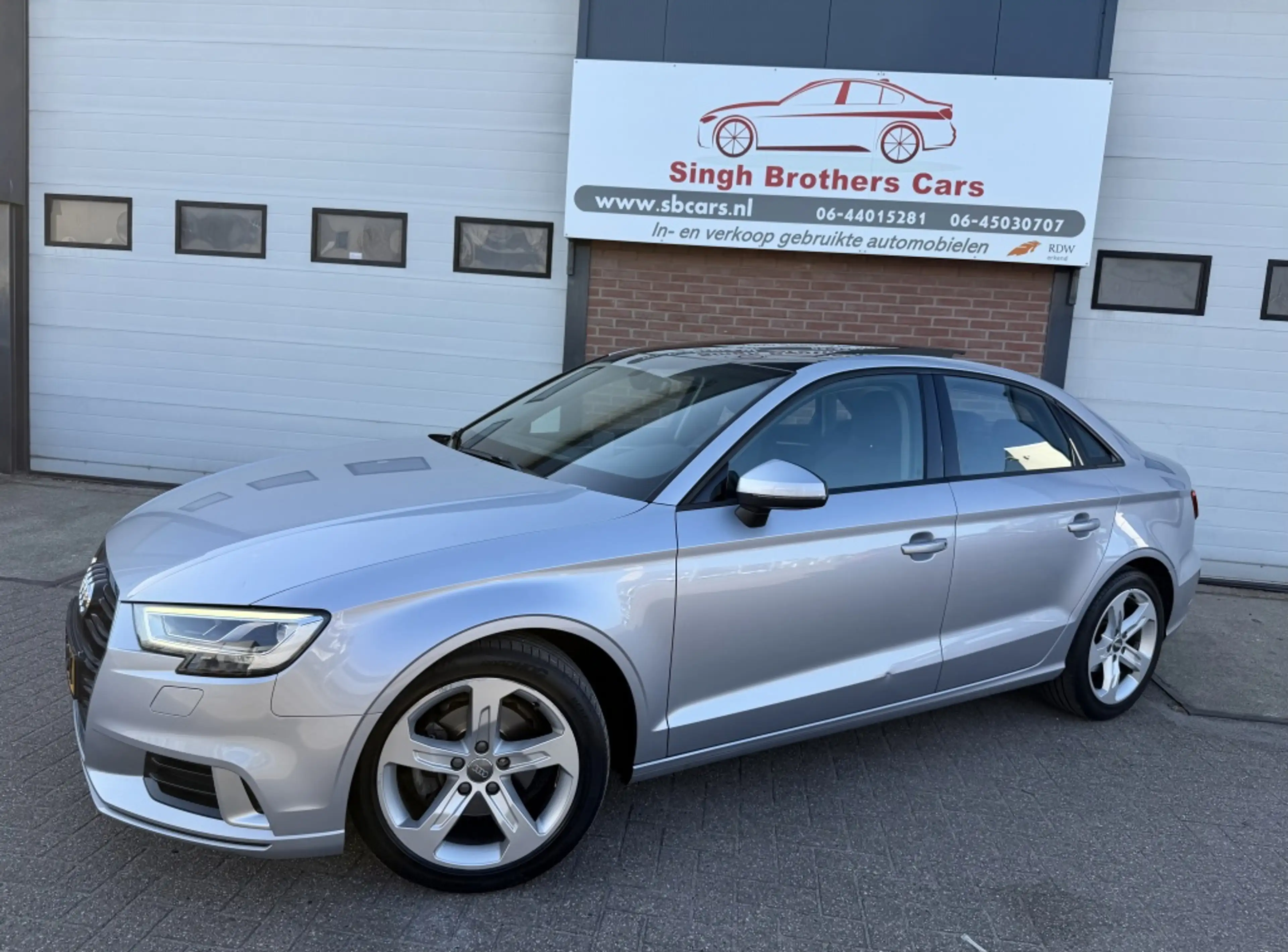 Audi A3 Limousine 1.0 TFSI Sp.L.Ed./Nap/Pano/Pdc/Inruil mo — photo 2