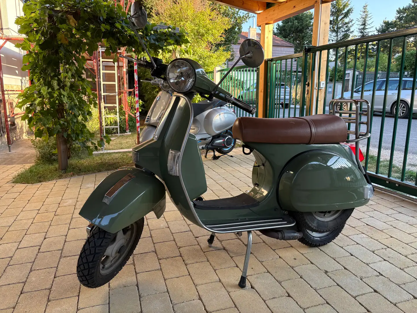 LML Star 200 Deluxe, 4 Takter, Gepäckträger, neue Reifen Zelená - 1