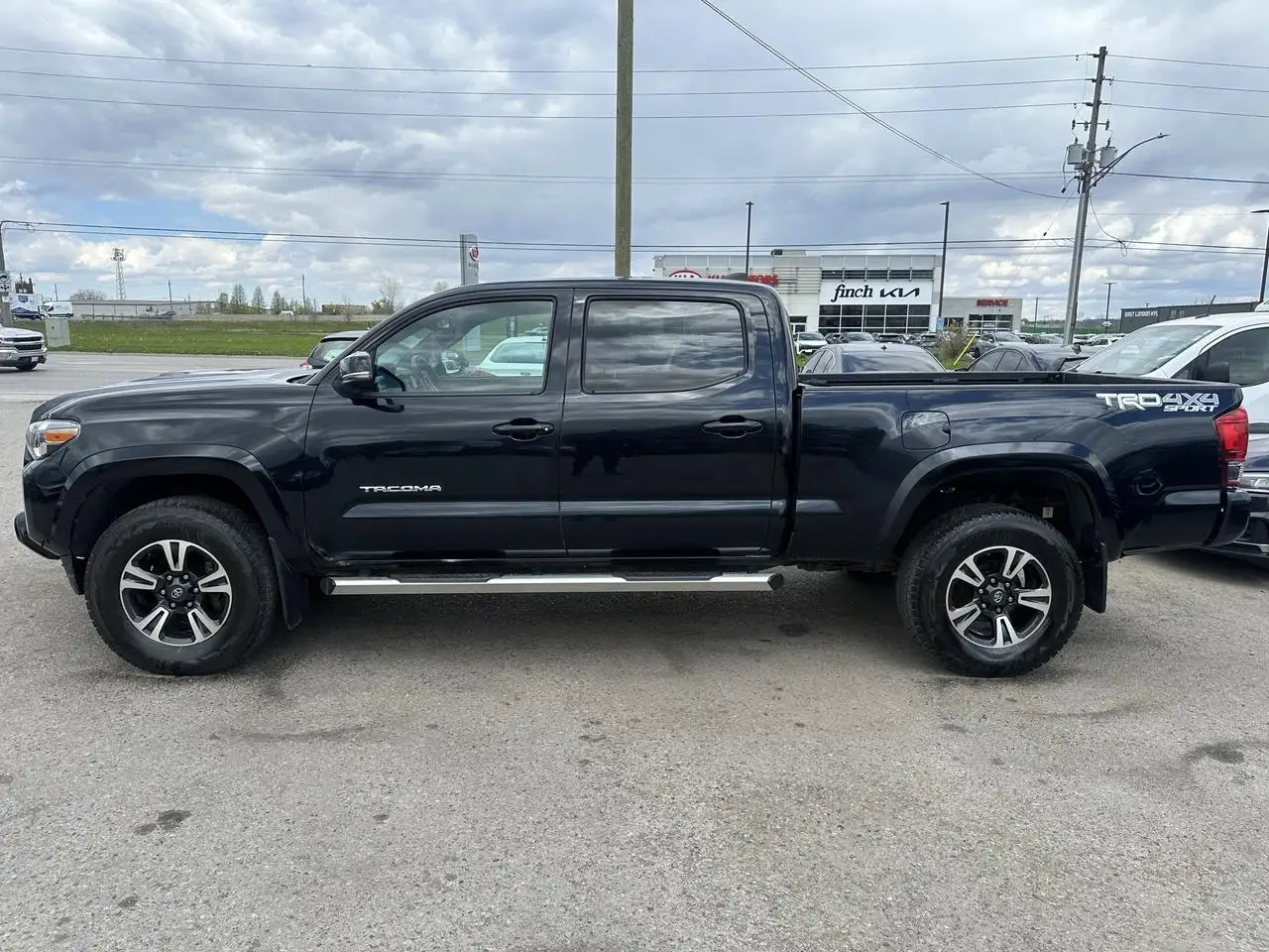 Toyota Tacoma снимка Toyota Tacoma