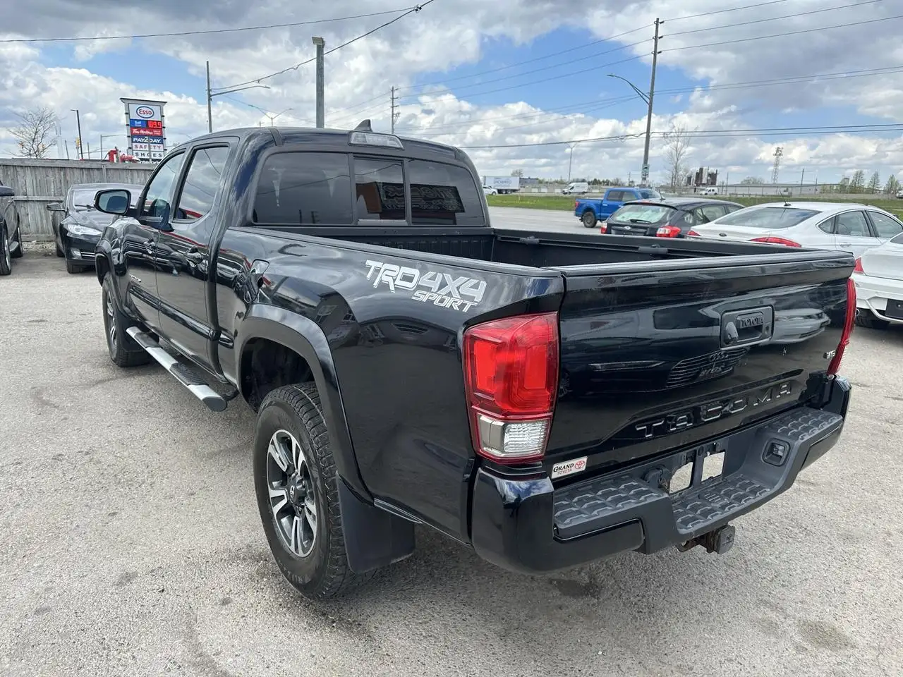 Toyota Tacoma снимка Toyota Tacoma
