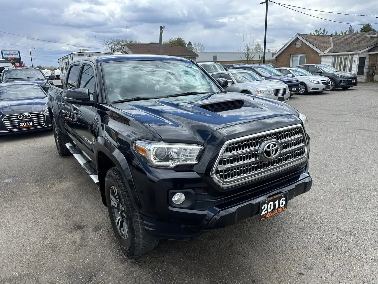 Toyota Tacoma снимка Toyota Tacoma
