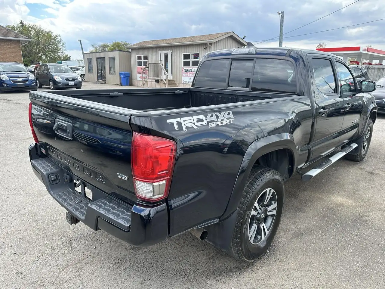 Toyota Tacoma снимка Toyota Tacoma